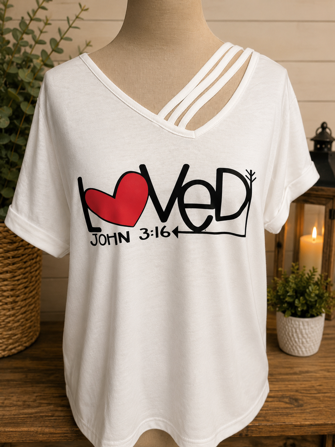 Loved - T-Shirt
